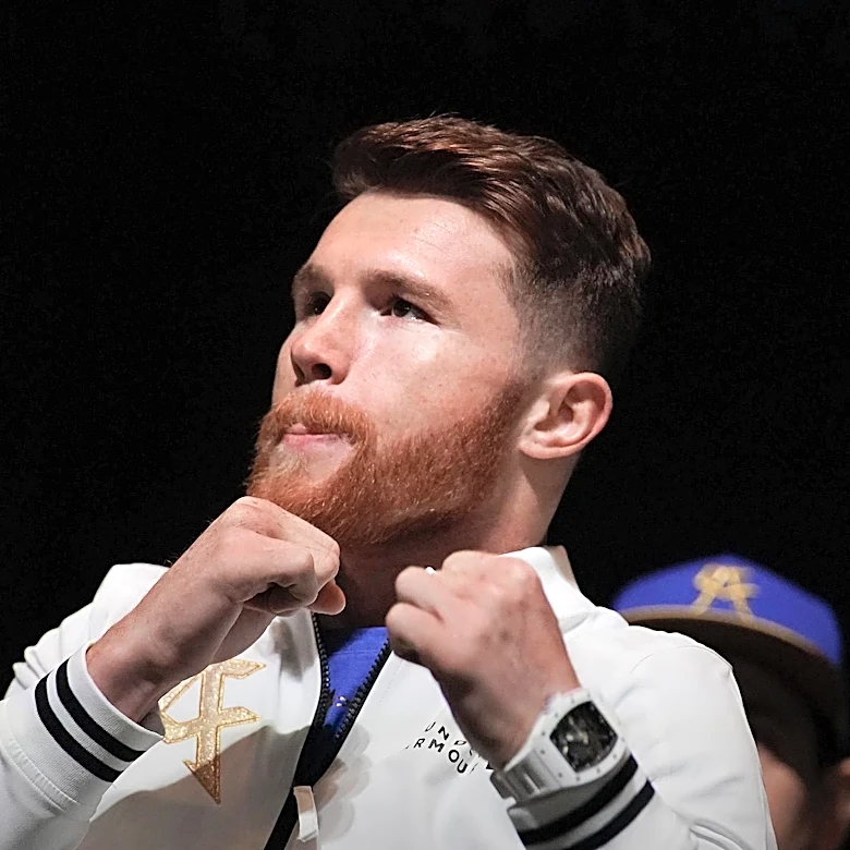Canelo Álvarez Prepares for Boxing Comeback After Surgery