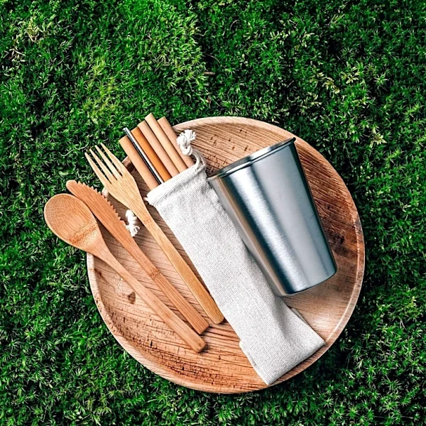 Student Develops Eco-Friendly Insulation for Coolers Using Discarded Wood