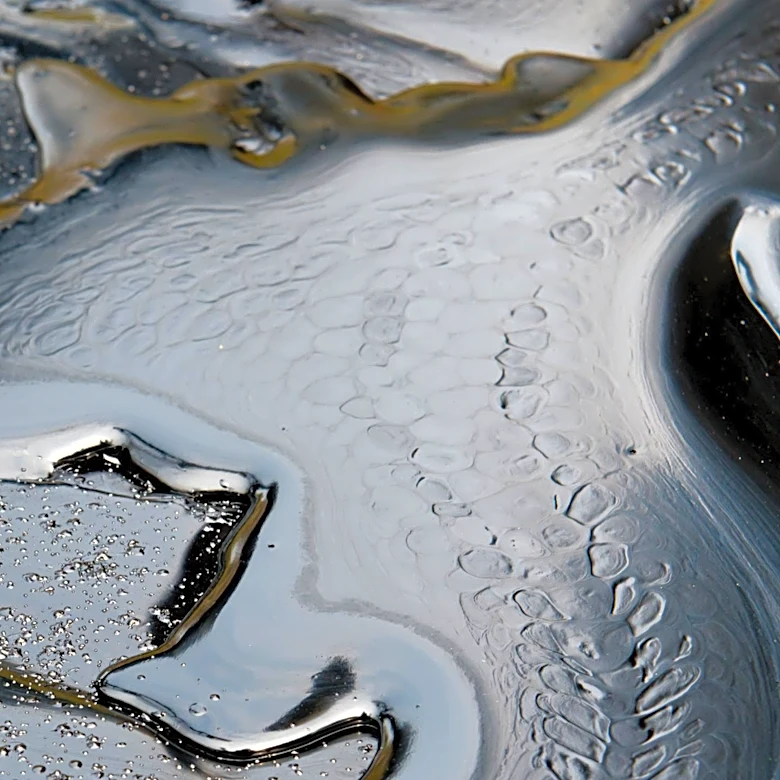 Vortexa Predicts Significant Shrinking of Crude Cushion Amid Geopolitical Tensions
