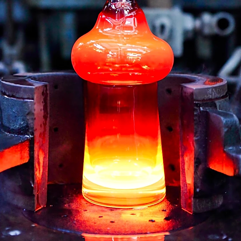 Researchers Develop Molten Salt Process to Convert CO2 into Graphite for EV Batteries