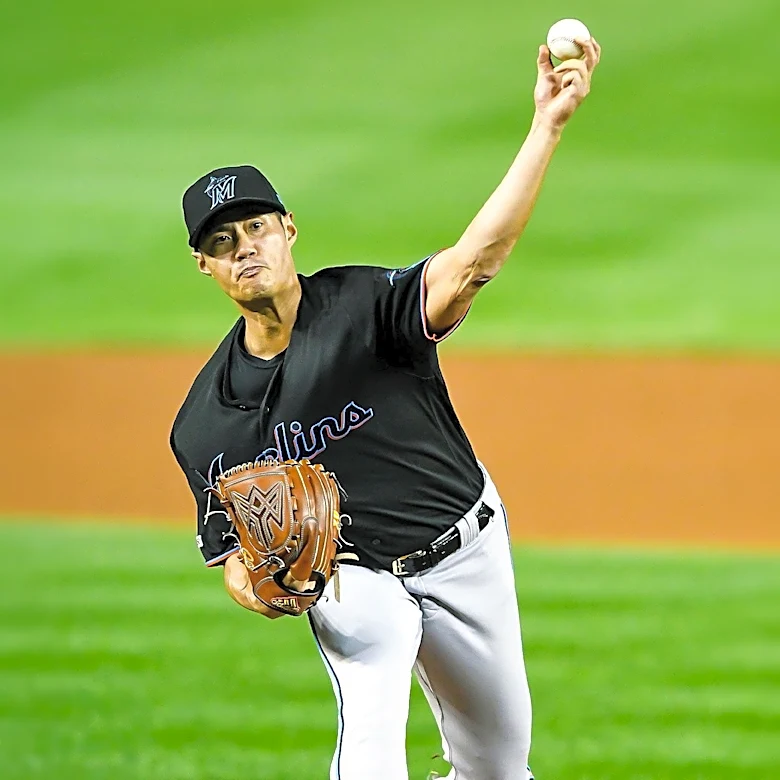 Mets Suffer Defeat Against Marlins as Senga Struggles in Fifth Inning
