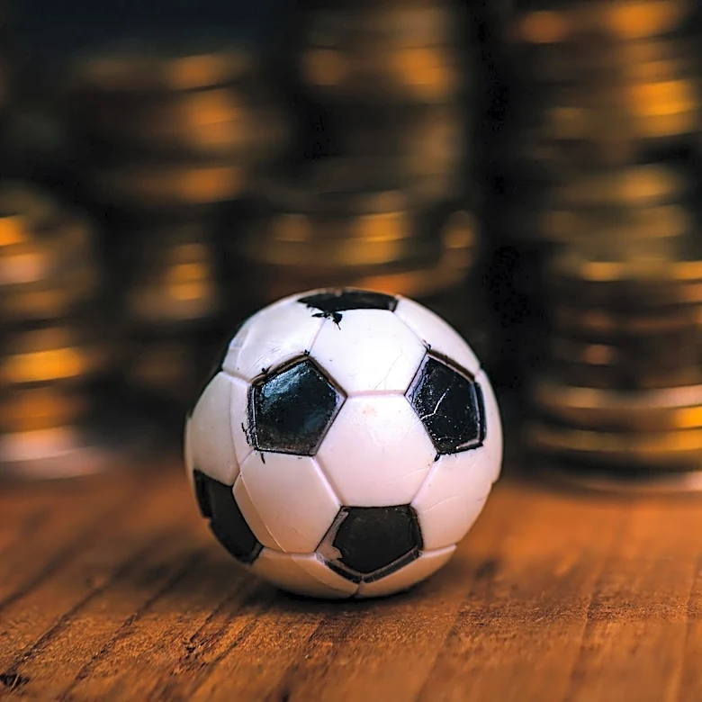 FIFA's $20 Billion World Cup Rights Sale Plan Faces Collapse Amid Internal Criticism