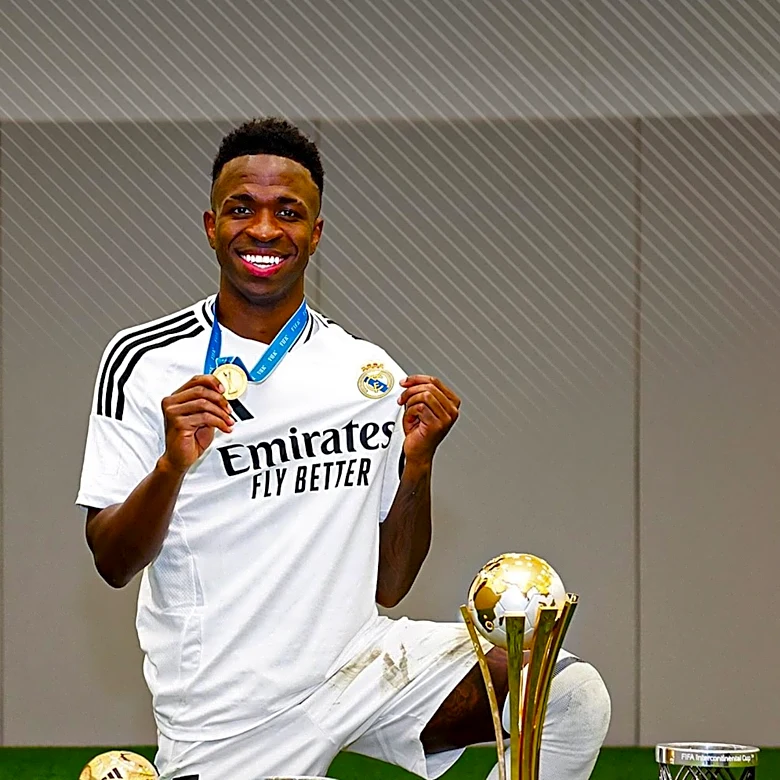 Real Madrid's Vinícius Júnior Considers Arsenal Move Amid Contract Stalemate