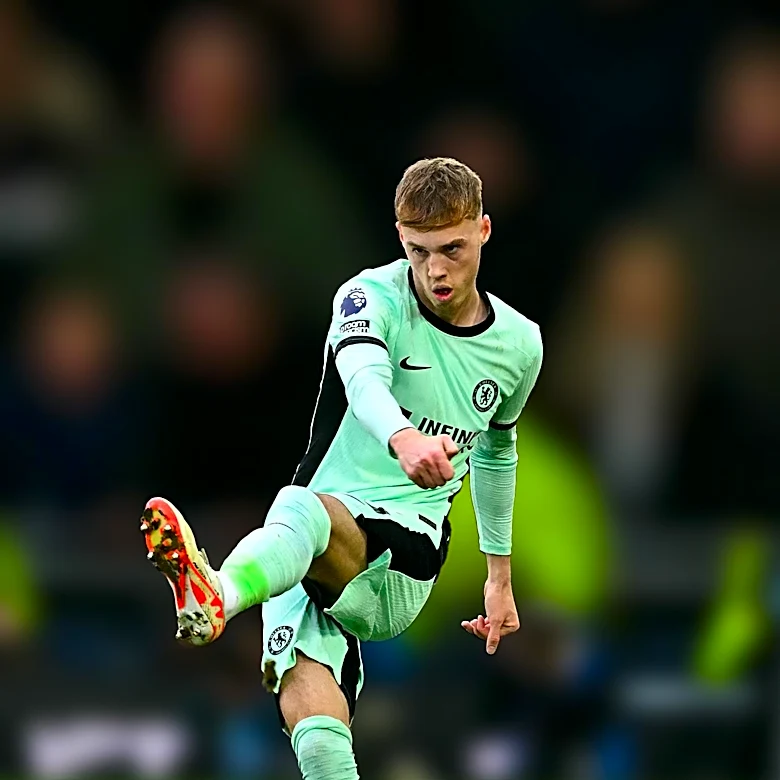 Manchester United Approves Lewis Hall Transfer Amid Newcastle's Resistance