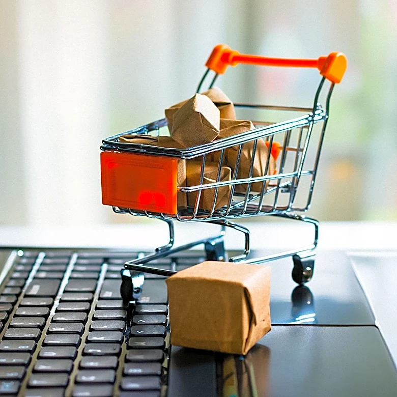 Direct-to-Consumer Brands Revolutionize Retail by Bypassing Traditional Channels