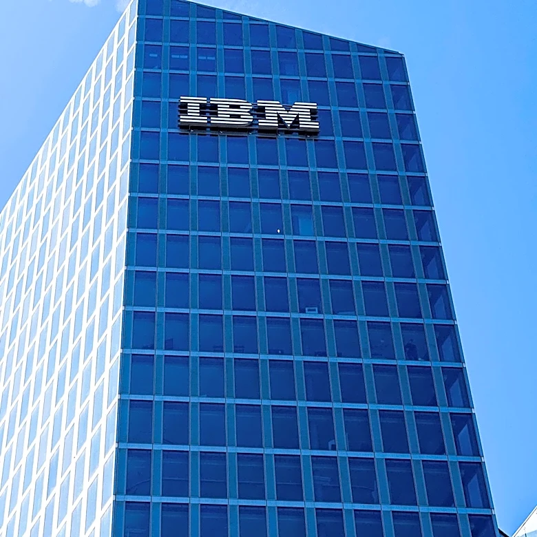 IBM and University of Chicago Achieve Quantum Computing Milestone Surpassing Classical Simulations
