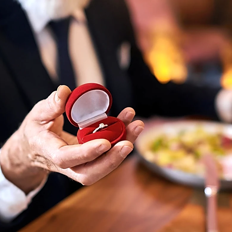 Falcons' Drake London Proposes with Taco Bell in Unique Engagement