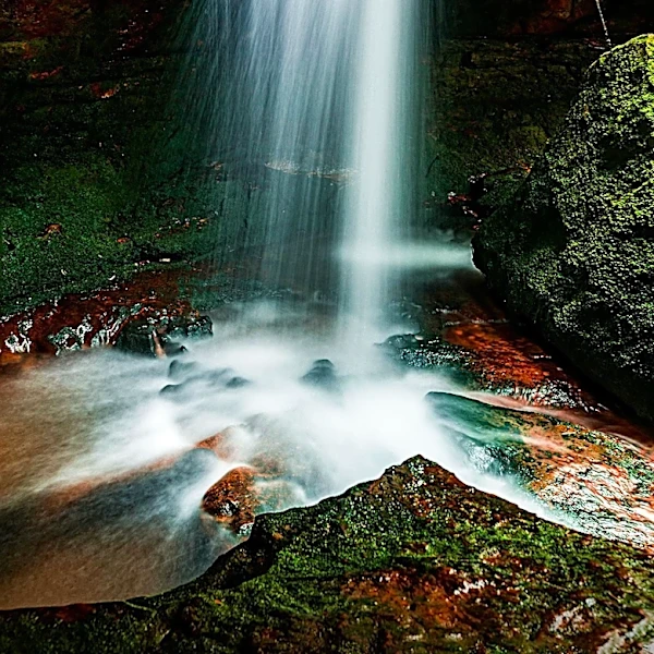 Hidden Waterfalls in America Offer Secluded Natural Beauty