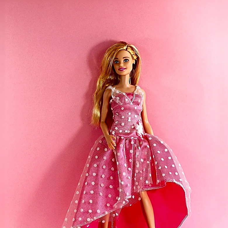 Warner Bros. Faces Potential Loss of 'Barbie' Sequel Rights Amid Negotiation Stalemate