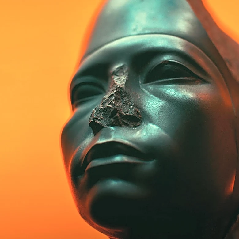 De Young Museum Hosts 'Treasures of the Pharaohs' Exhibition Showcasing Egyptian Artifacts