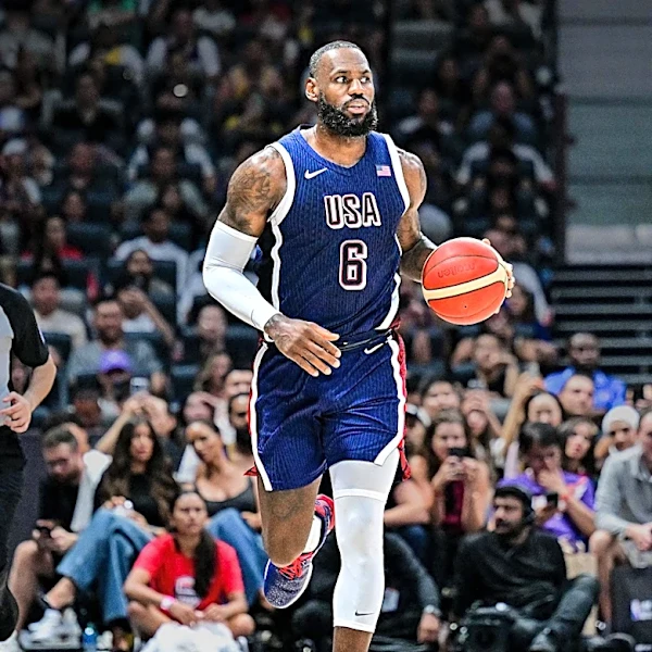 Amtrak Offers LeBron James Rail Commute Amid Philadelphia Move