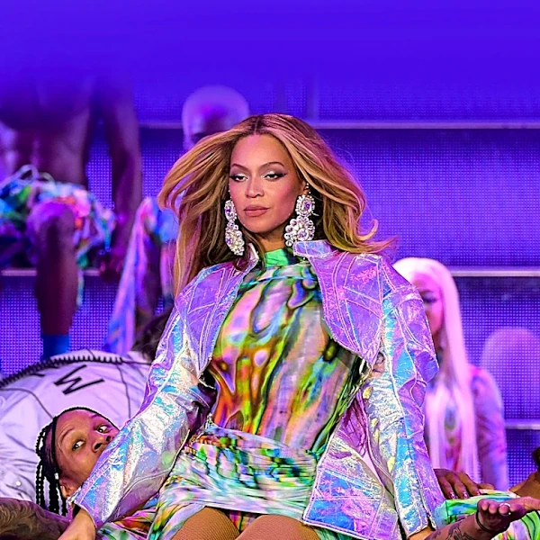Beyoncé's Country Hit 'Texas Hold 'Em' Inspires Viral Irish Step Dance Video