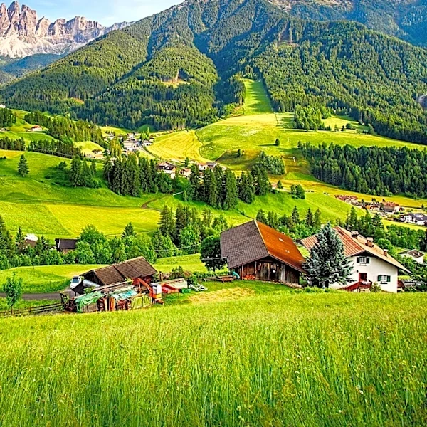 Travelers Seek Cooler, Less Crowded Destinations in Europe for Ferragosto
