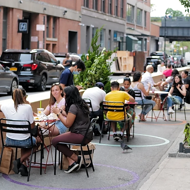 NYC Summer Streets Opens 20+ Miles of Car-Free Roads in Manhattan for Community Activities