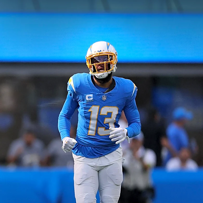 Chargers Training Camp Highlights: Dicker's Clutch Performance and Defensive Strength