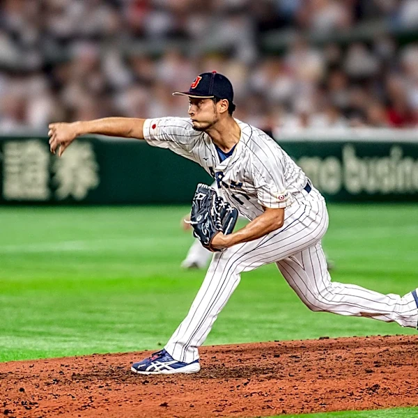 August Sports Events Highlight MLB Trade Deadline and Premier League Return
