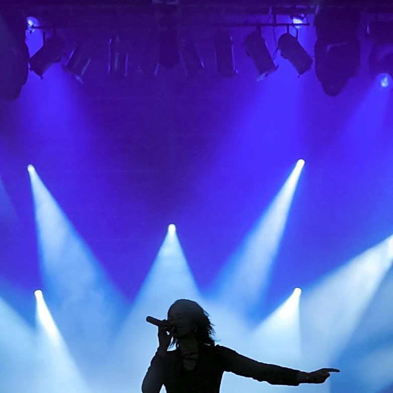 Lacuna Coil's Andrea Ferro Highlights Metal Bands' Commitment to Quality Amid Industry Challenges