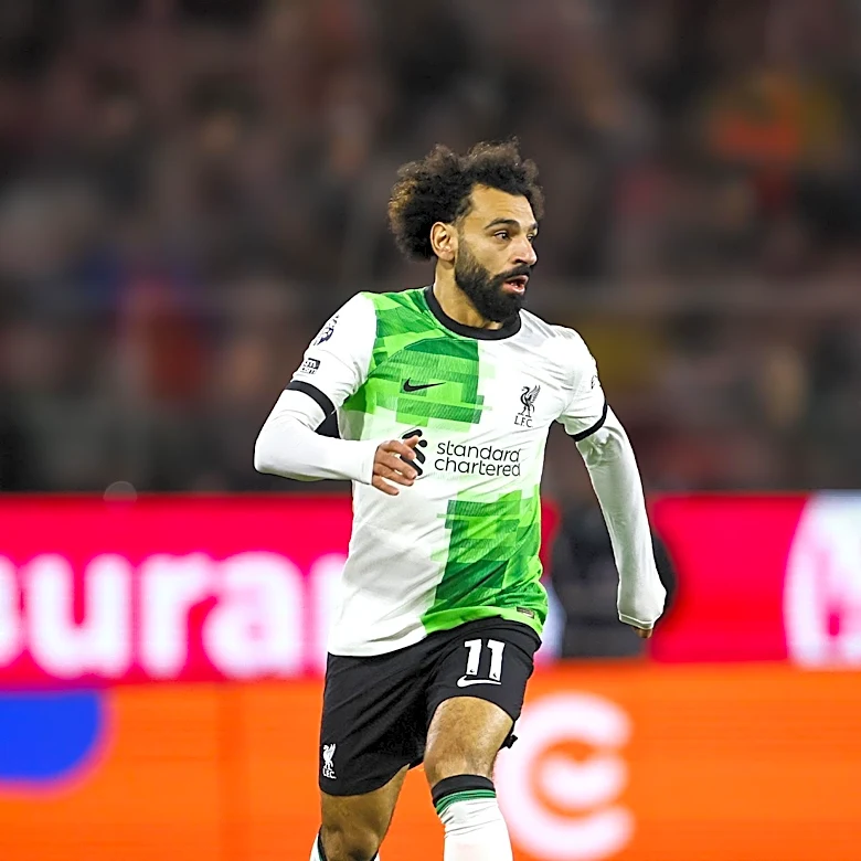 Mohamed Salah Considers Lucrative Offer from Trabzonspor Amidst Besiktas Negotiation Breakdown
