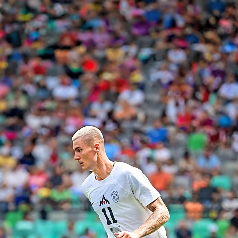 Bayern Munich Eyes Manchester United's Benjamin Sesko as Long-term Successor to Harry Kane