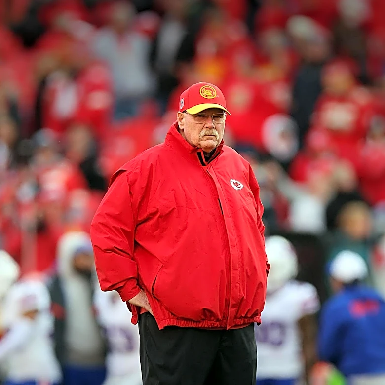 Kansas City Chiefs Face Wind and Injuries During Training Camp