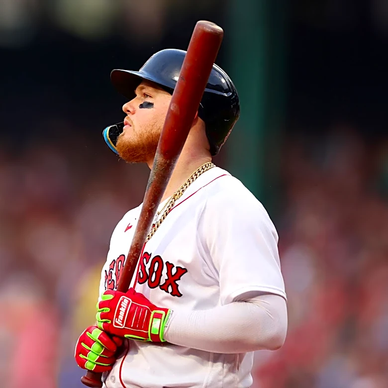 Reds Reject Boston Red Sox's Offer for Elly De La Cruz, Prioritize Major League Talent