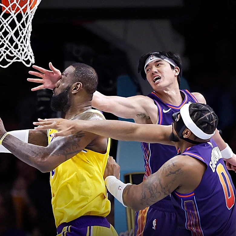 Eddie Johnson Defends LeBron James Against 'Ring Chasing' Criticism