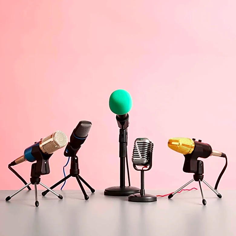 Mel Robbins Discusses Aging and Longevity with MIT Expert on Podcast