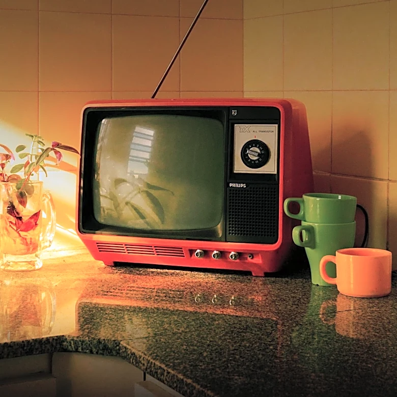 Thrift Store Finds: '80s Home Decor Making a Nostalgic Comeback