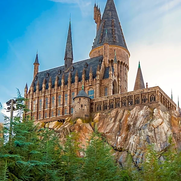 LEGO Introduces Mini Hogwarts Castle Set for Harry Potter Fans