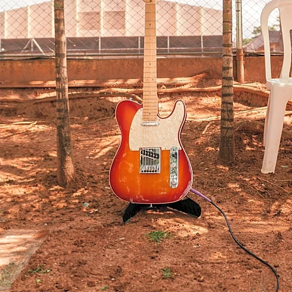 Iconic Guitars: The Gibson Les Paul and Fender Telecaster's Enduring Legacy