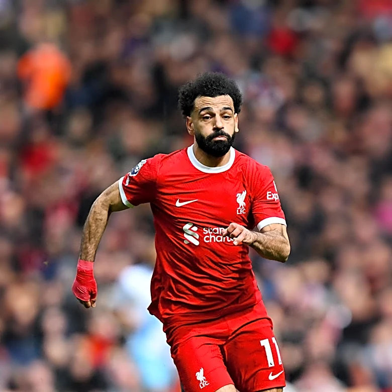 Trabzonspor Negotiates with Mohamed Salah Amidst Rival Interest