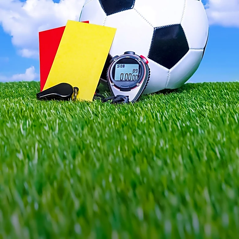 Francisco Chacón Criticizes Referee Katia Itzel's Performance in Liga MX Match