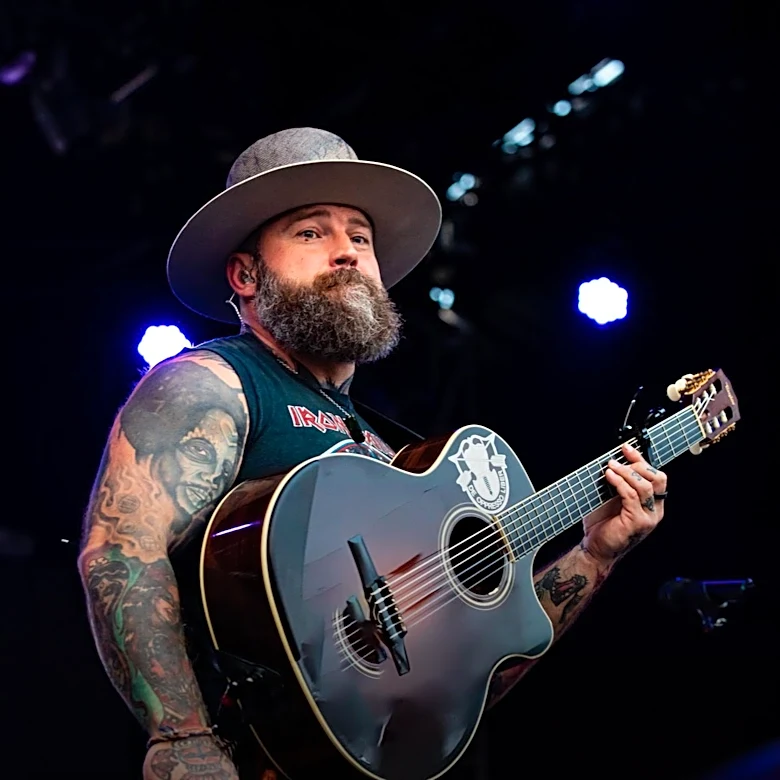 Zac Brown Band Surprises Fenway Park Audience with Free Cruise Giveaway