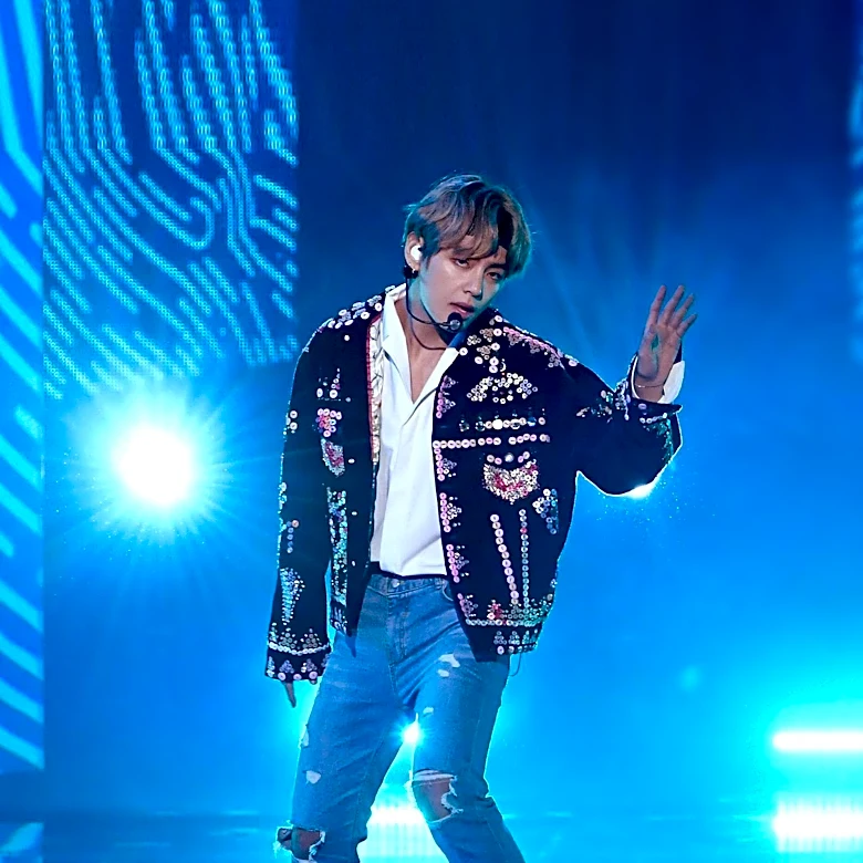 RM of BTS Honors Nas at New Jersey Concert, Citing Influence on His Youth