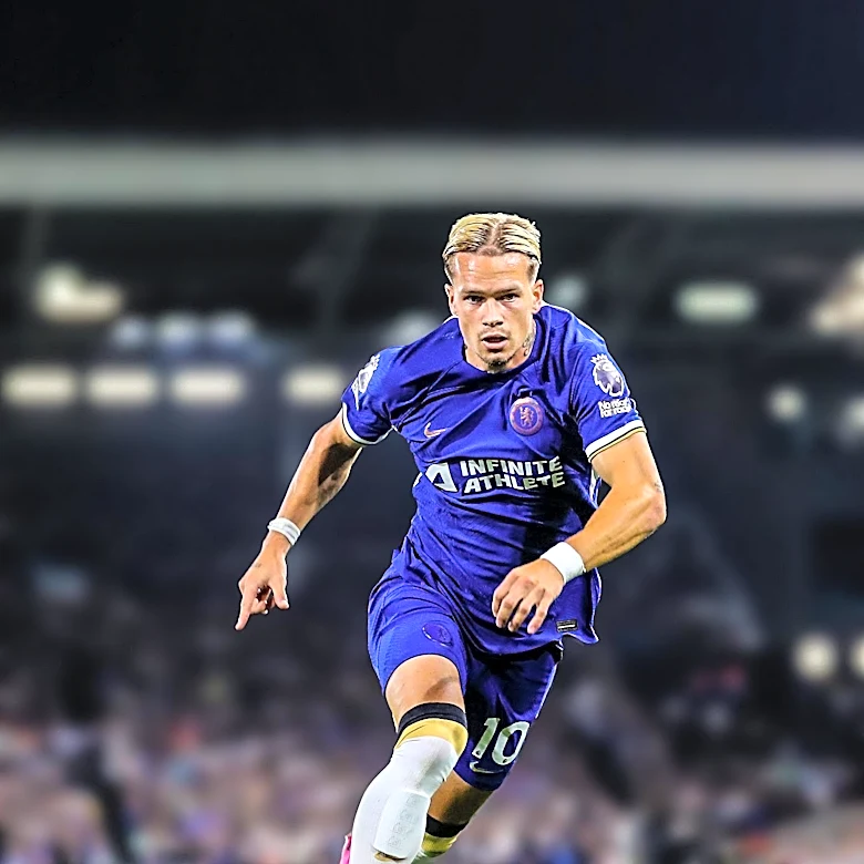 Chelsea Welcomes Back Mudryk, Quenda, Welbeck, and Penders for Pre-Season