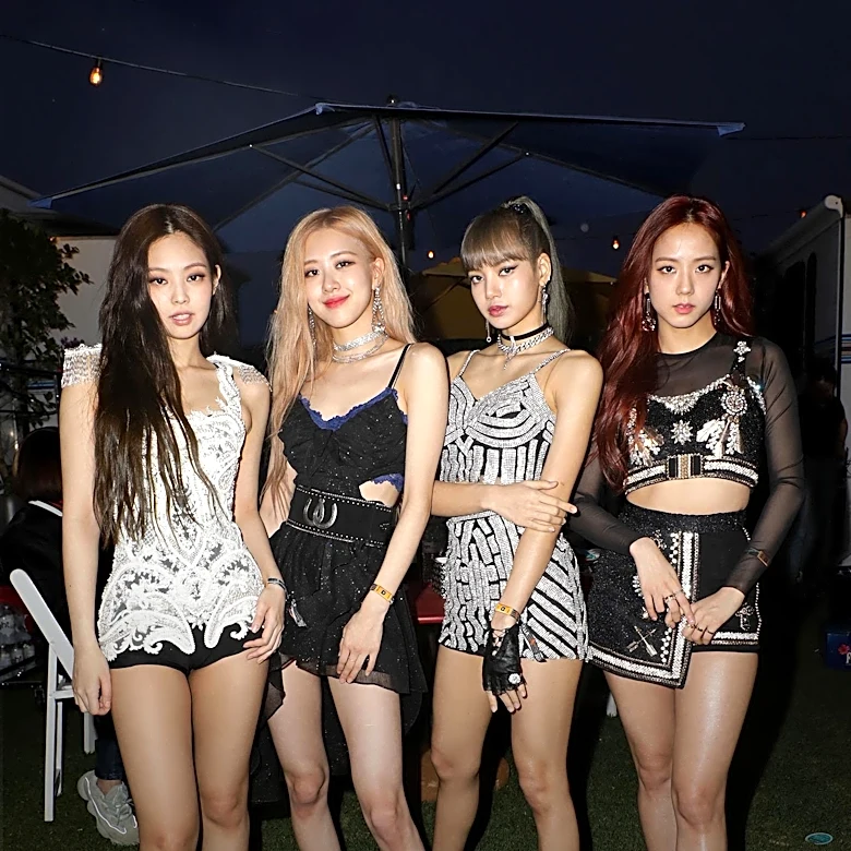Jennie of Blackpink Stuns with Bold Fashion at Lollapalooza 2026