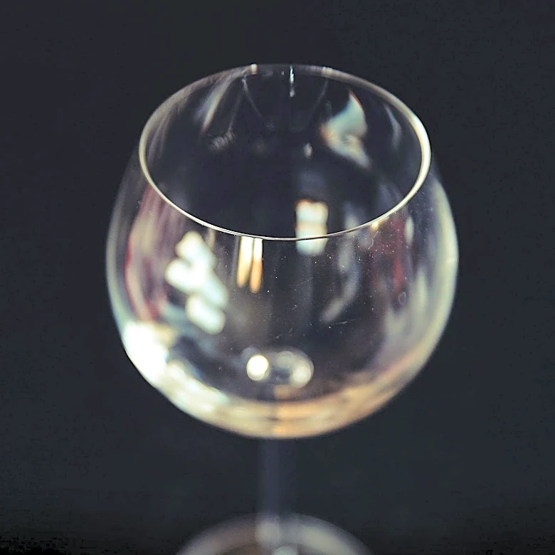Exploring 1970s Music: Songs to Pair with a Glass of Wine
