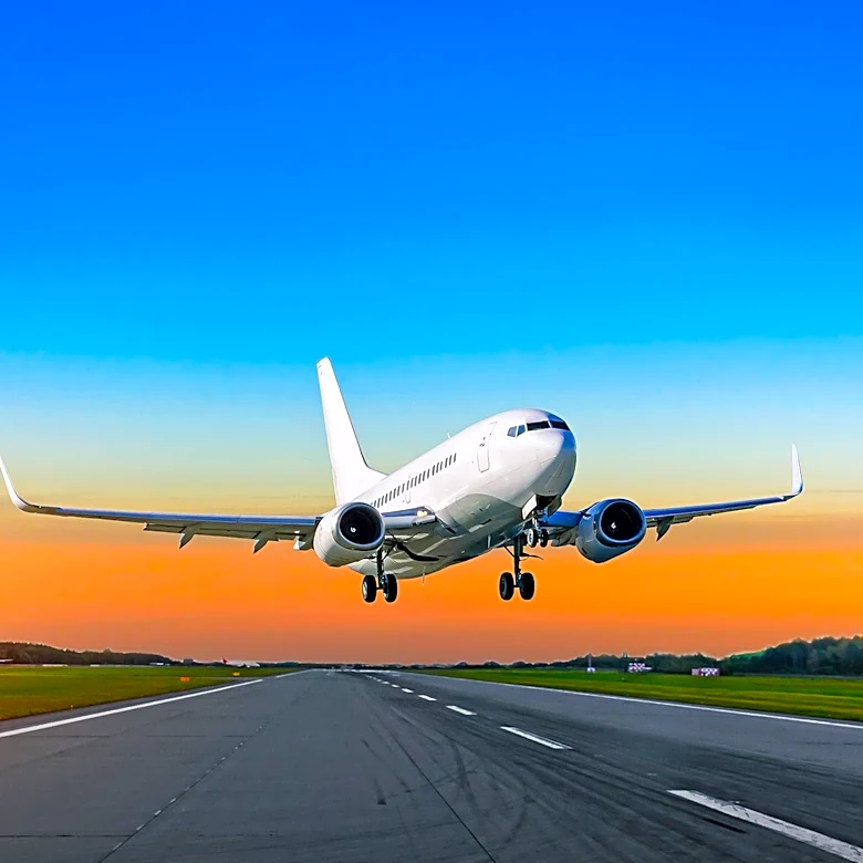 Airlines Expand Routes Amid Geopolitical and Economic Challenges