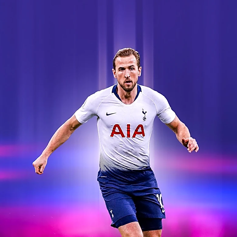 Former Barcelona Player Advocates for Harry Kane's Transfer to Barcelona