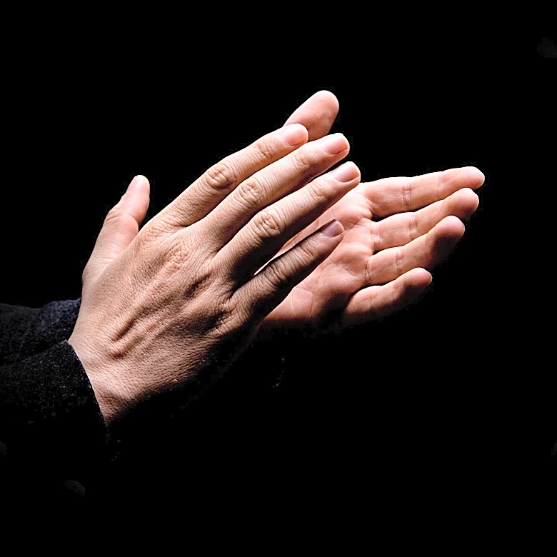 Reef's 'Place Your Hands' Remains a Timeless Anthem of Comfort and Connection