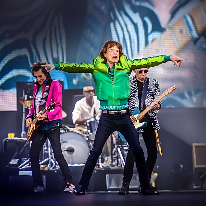 Ronnie Wood Steps in as Headliner for UK Country Festival