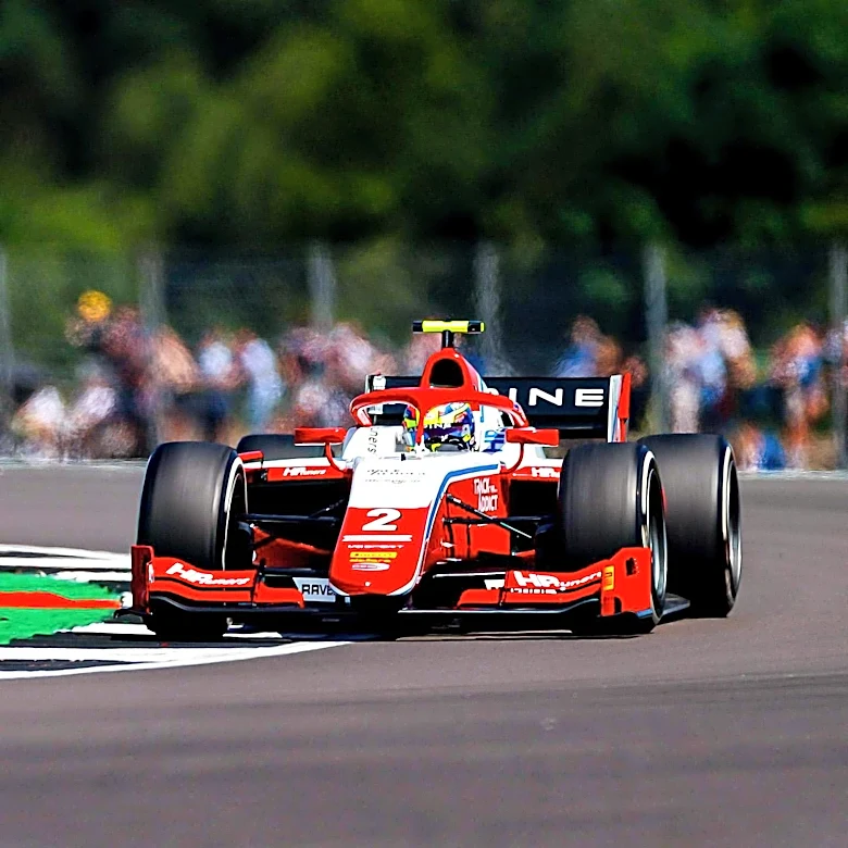 Oscar Piastri Reflects on Driving Older F1 Cars Amid Criticism of 2026 Regulations