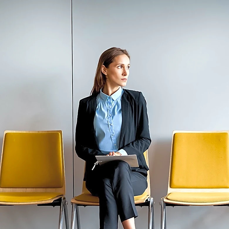 Gen Z's Phone-Based Job Interviews Raise Concerns Among Hiring Managers