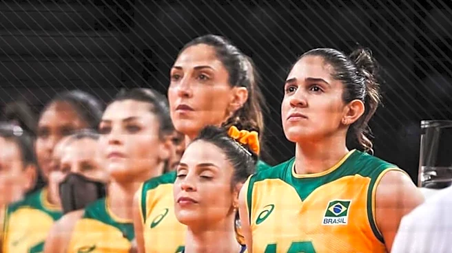 Martha Reeves' National Anthem Performance at Women's Pro Baseball Game Goes Viral
