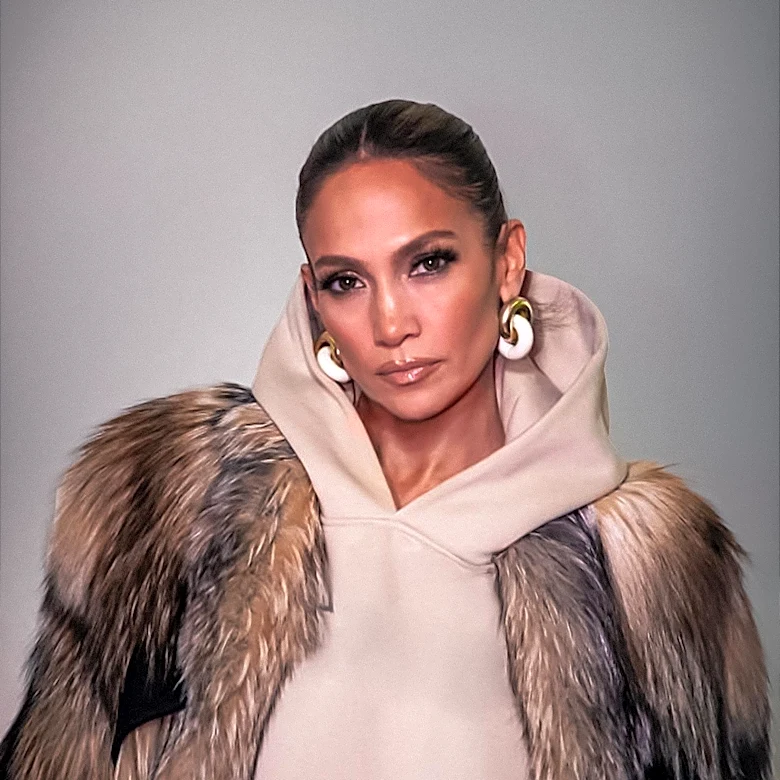 Jennifer Lopez Recreates Iconic Madonna Moment in Venice Gondola Ride
