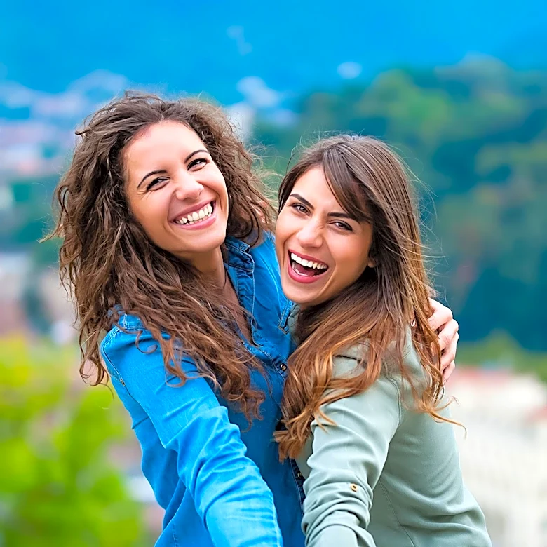 The Health Benefits of Friendships Explored by Psychiatrist