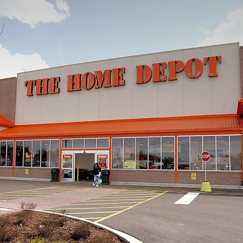 Home Depot Offers Free Battery Deal with Tool Purchases