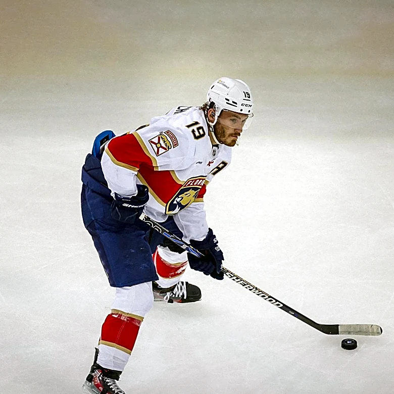 Ottawa Senators Trade Brady Tkachuk to Florida Panthers, Sparking Team Dynamics Discussion