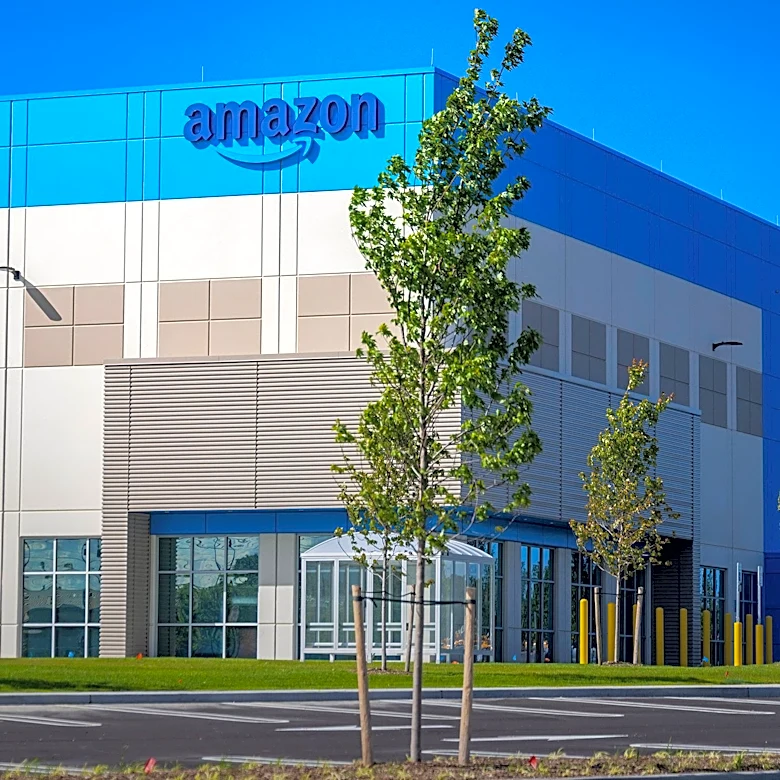 Amazon's Market Cap Surpasses $3 Trillion Amid AI and Cloud Growth