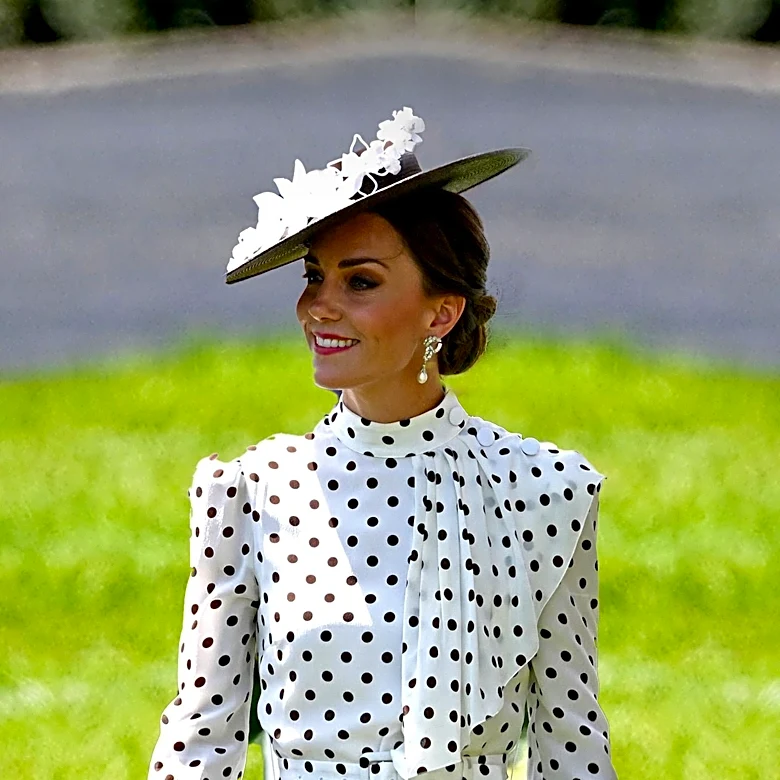Princess Kate's Fashion Strategy: A Styling Hack for Everyday Elegance